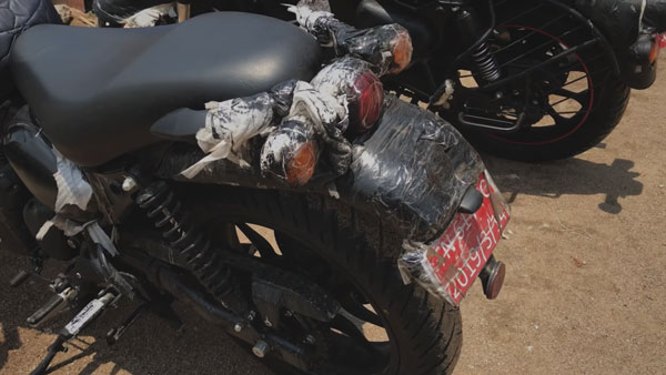 Royal Enfield Hunter 350-യും അരങ്ങേറ്റത്തിനൊരുങ്ങുന്നു; എതിരാളി Honda H'ness CB350