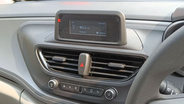 ആൾട്രോസ് നിരയിലേക്ക് പുതിയ XE+ വേരിയന്റ്; കൂടുതൽ അടുത്തറിയാം 