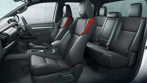 കൊമ്പൻമാർ നേർക്കുനേർ; ടൊയോട്ട ഹിലക്‌സും ഇസൂസു ഡി-മാക്‌സും തമ്മിൽ മാറ്റുരയ്ക്കാം