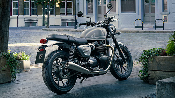 വില 8.85 ലക്ഷം രൂപ, പുതിയ സ്ട്രീറ്റ് ട്വിൻ EC1 സ്പെഷ്യൽ എഡിഷൻ മോഡലിനെ അവതരിപ്പിച്ച് ട്രയംഫ്