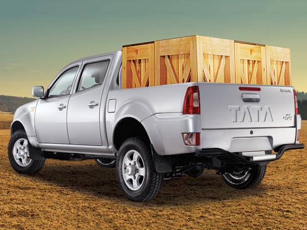 Bolero Camper മുതൽ Isuzu D-Max V-Cross വരെ; യൂസ്ഡ് കാര്‍ വിപണിയിലെ മികച്ച പിക്ക്-അപ്പ് ട്രക്കുകള്‍
