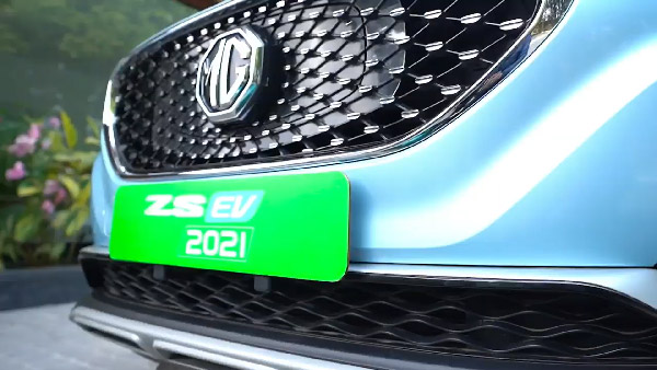 2022 ZS ഇവി Astor എസ്‌യുവിയുമായി ഇന്റീരിയർ പങ്കുവെച്ചേക്കാം; വെളിപ്പെടുത്തലുകളുമായി പുത്തൻ സ്പൈ ചിത്രങ്ങൾ