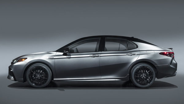 Camry Hybrid സെഡാനും പുതുക്കിയ മോഡൽ എത്തുന്നു, ടീസർ വീഡിയോ പുറത്തുവിട്ട് Toyota