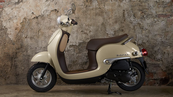 പ്രായോഗികതയും പുതുമകളും ഏറെ; Giorno, Dunk 50 സിസി സ്കൂട്ടറുകളുടെ പുത്തൻ പതിപ്പുമായി Honda പ്രായോഗികതയും പുതുമകളും ഏറെ; Giorno, Dunk 50 സിസി സ്കൂട്ടറുകളുടെ പുത്തൻ പതിപ്പുമായി Honda