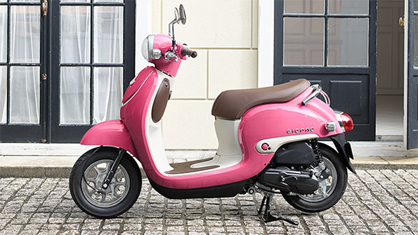 പ്രായോഗികതയും പുതുമകളും ഏറെ; Giorno, Dunk 50 സിസി സ്കൂട്ടറുകളുടെ പുത്തൻ പതിപ്പുമായി Honda പ്രായോഗികതയും പുതുമകളും ഏറെ; Giorno, Dunk 50 സിസി സ്കൂട്ടറുകളുടെ പുത്തൻ പതിപ്പുമായി Honda