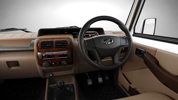 ഒന്നല്ല, ഇനി രണ്ട് എയർബാഗുകൾ; പുതുക്കിയ Mahindra Bolero ഈ മാസം വിപണിയിലേക്ക്