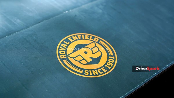 120 കൊല്ലത്തെ ചരിത്രം, റോയല്‍ എന്‍ഫീല്‍ഡ് ലിമിറ്റഡ് എഡിഷന്‍ ഹെല്‍മറ്റിന്റെ റിവ്യൂ വിശേഷങ്ങൾ