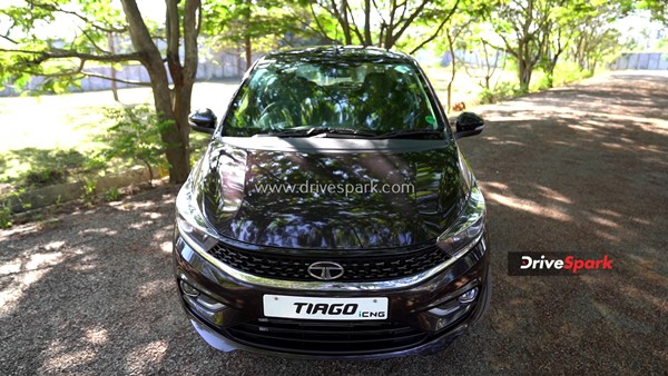 സിഎന്‍ജി വിഭാഗത്തില്‍ Tata-യുടെ തുറുപ്പ്ചീട്ടാകാന്‍ Tiago; റിവ്യൂ വിശേഷങ്ങള്‍ ഇതാ