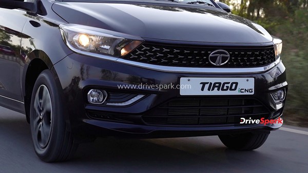 സിഎന്‍ജി വിഭാഗത്തില്‍ Tata-യുടെ തുറുപ്പ്ചീട്ടാകാന്‍ Tiago; റിവ്യൂ വിശേഷങ്ങള്‍ ഇതാ
