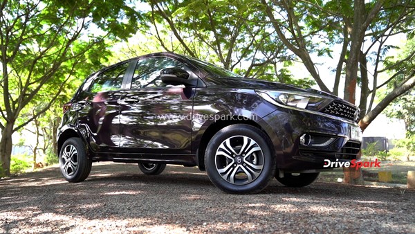 സിഎന്‍ജി വിഭാഗത്തില്‍ Tata-യുടെ തുറുപ്പ്ചീട്ടാകാന്‍ Tiago; റിവ്യൂ വിശേഷങ്ങള്‍ ഇതാ