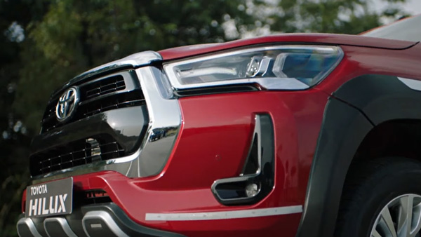 രണ്ട് വേരിയന്റുകളും അഞ്ച് കളർ ഓപ്ഷനുകളും; Toyota Hilux പിക്കപ്പിന്റെ വിശദാംശങ്ങൾ ഇങ്ങനെ