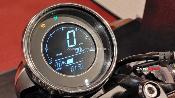 പ്രതാപകാലം തിരികെ പിടിക്കാന്‍ യെസ്ഡി; ഒന്നല്ല, രണ്ടല്ല, കൂട്ടിന് മൂന്ന് മോഡലുകള്‍