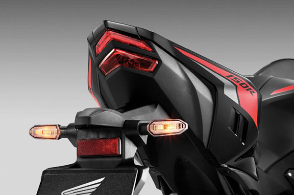 ഇന്ത്യയിൽ രണ്ടാംവരവിന് തയാറെടുത്ത് Honda CBR150R; ആകാംക്ഷയോടെ വാഹന ലോകം