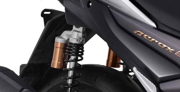 Aerox 155-യുടെ നവീകരിച്ച പതിപ്പിനെ അവതരിപ്പിച്ച് Yamaha; മാറ്റങ്ങള്‍ ഇങ്ങനെ