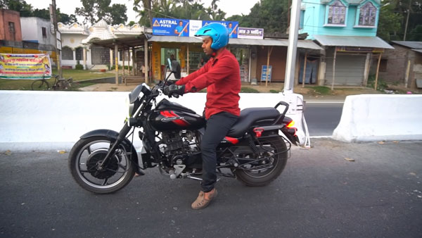 ഇലക്ട്രിക് ഹൈബ്രിഡ് മോട്ടോര്‍സൈക്കിളായി Bajaj Avenger; കിറ്റിന്റെ വില 28,000 രൂപ