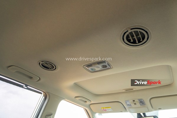 ലിറ്ററിന് 21.3 കിലോമീറ്റർ! വിപണിയിൽ എത്തും മുമ്പേ Kia Carens -ന്റെ മൈലേജ് കണക്കുകൾ പുറത്ത്