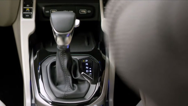 Kia Carens Vs Seltos; വിശദമായ സ്‌പെസിഫിക്കേഷന്‍ താരതമ്യം ഇതാ