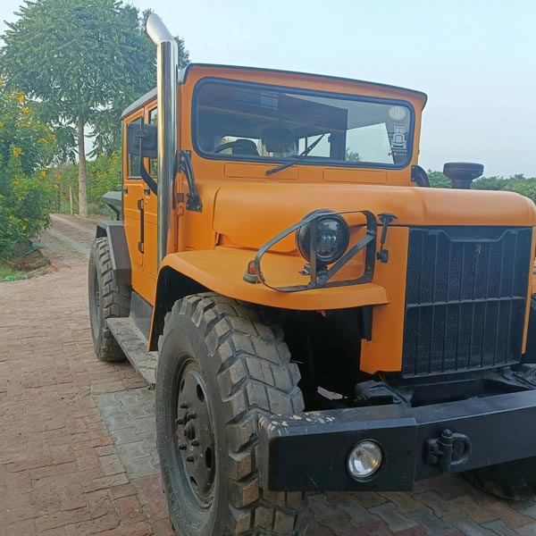 കണ്ണഞ്ചിപ്പിക്കുന്ന പരിവർത്തനം! Nissan Jonga ആയി രൂപം മാറി Mahindra Bolero