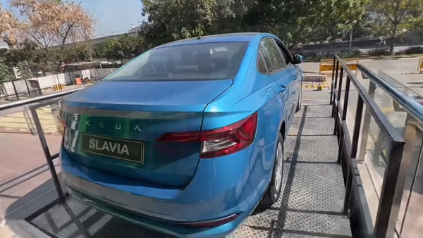 ടോപ്പ് സ്പെക്ക് ഫീച്ചർ റിച്ചാണ്! എന്നാൽ ബേസ് മോഡൽ എങ്ങനെയുണ്ട് എന്ന് നോക്കാം; Skoda Slavia ആക്ടീവ് വോക്ക് എറൗണ്ട് വീഡിയോ