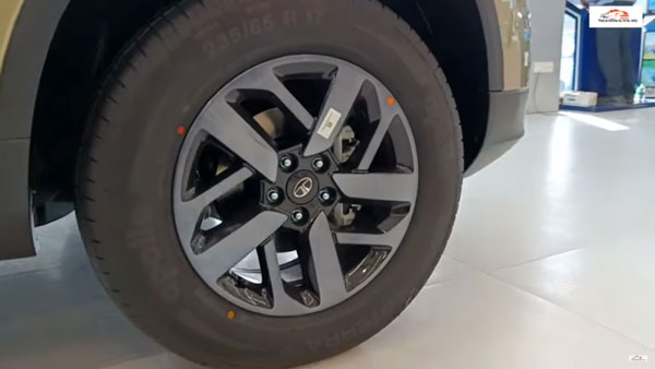 ഔദ്യോഗിക അവതരണത്തിന് മുമ്പ് Tata Harrier Kaziranga എഡിഷന്റെ ഡിസൈൻ ഹൈലൈറ്റുകളുമായി വോക്ക്എറൗണ്ട് വീഡിയോ