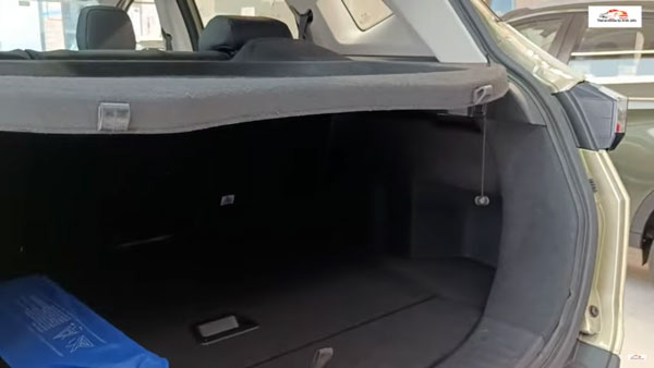 ഔദ്യോഗിക അവതരണത്തിന് മുമ്പ് Tata Harrier Kaziranga എഡിഷന്റെ ഡിസൈൻ ഹൈലൈറ്റുകളുമായി വോക്ക്എറൗണ്ട് വീഡിയോ