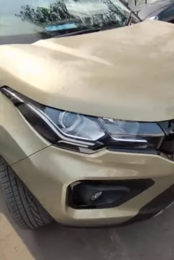 അവതരണത്തിന് മുമ്പ് ഡീലർ യാർഡിൽ ക്യാമറയിൽ കുടുങ്ങി Tata Nexon Kaziranga എഡിഷൻ; വീഡിയോ