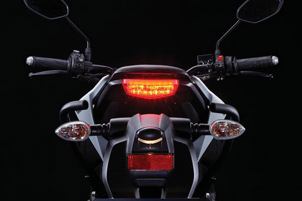 ജനുവരിയില്‍ വിറ്റത് 17 യൂണിറ്റുകള്‍ മാത്രം; 2022 MT-15 അവതരണം ഉടനെന്ന് Yamaha