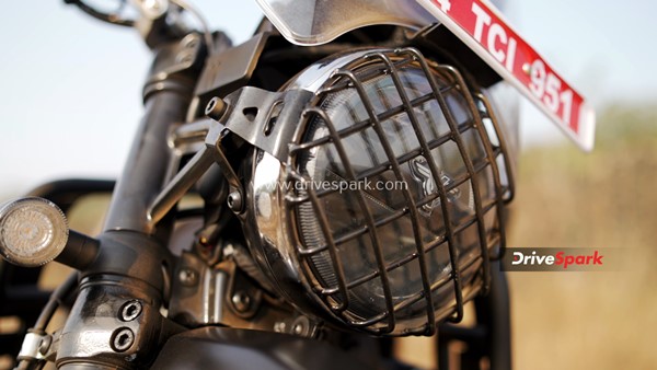 കണ്ണഞ്ചിപ്പിക്കുന്ന സ്റ്റൈലിംഗും മികച്ച പെർഫോമെൻസും! Yezdi Adventure റിവ്യൂ വിശേഷങ്ങൾ