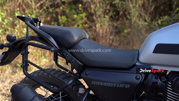 കണ്ണഞ്ചിപ്പിക്കുന്ന സ്റ്റൈലിംഗും മികച്ച പെർഫോമെൻസും! Yezdi Adventure റിവ്യൂ വിശേഷങ്ങൾ