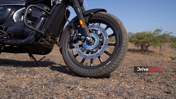 Roadking-ന്റെ പിന്‍ഗാമിയാകാന്‍ Yezdi Roadster; റിവ്യൂ വിശേഷങ്ങള്‍ ഇതാ