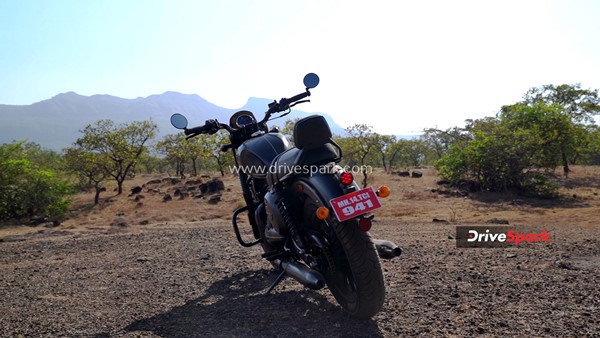 Roadking-ന്റെ പിന്‍ഗാമിയാകാന്‍ Yezdi Roadster; റിവ്യൂ വിശേഷങ്ങള്‍ ഇതാ