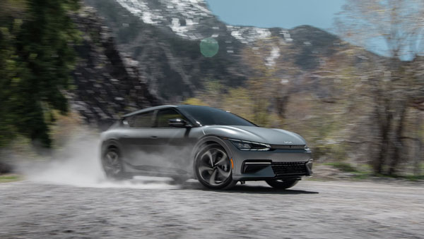 Kia -യുടെ ഇലക്ട്രിക് ക്രോസോവർ; EV6 2022 ജൂണിൽ ഇന്ത്യയിലെത്തും