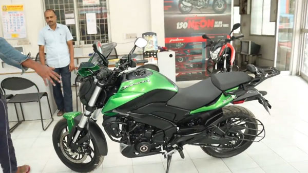 ഒറ്റ രൂപ നാണയങ്ങൾ കൂട്ടിവെച്ച് 2.6 ലക്ഷത്തിന്റെ Bajaj Dominar സ്വന്തമാക്കി തമിഴ്നാട് സ്വദേശി