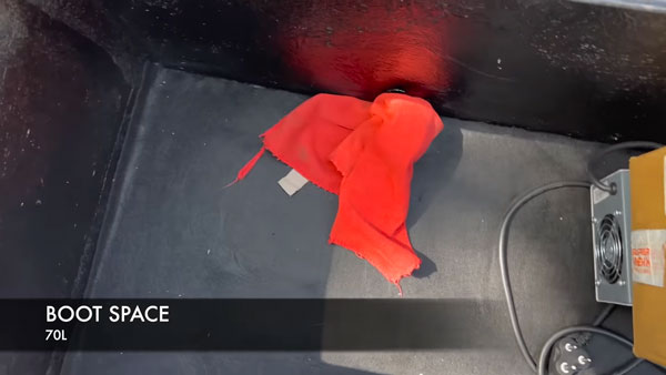 ആൾട്ടോ & ബുള്ളറ്റ് പാർട്സുകൾ ചേർത്ത് ഒരു അടിപോളി വിന്റേജ് ഇലക്ട്രിക് കാർ; വീഡിയോ