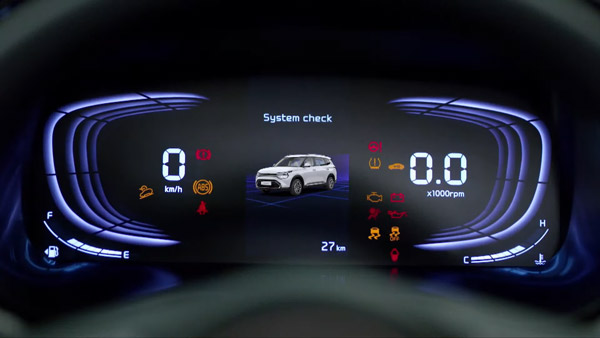 Maruti Suzuki XL6 എംപിവിയെ ആദ്യമാസത്തിൽ തന്നെ കടത്തിവെട്ടി Kia Carens മോഡലിന്റെ തേരോട്ടം
