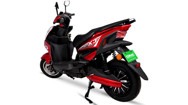 ഒറ്റ ചാർജിൽ 220 കിലോമീറ്റർ റേഞ്ച്, Komaki DT 3000 ഹൈ സ്പീഡ് ഇലക്ട്രിക് സ്കൂട്ടർ നാളെ വിപണിയിലേക്ക് ഒറ്റ ചാർജിൽ 220 കിലോമീറ്റർ റേഞ്ച്, Komaki DT 3000 ഹൈ സ്പീഡ് ഇലക്ട്രിക് സ്കൂട്ടർ നാളെ വിപണിയിലേക്ക്