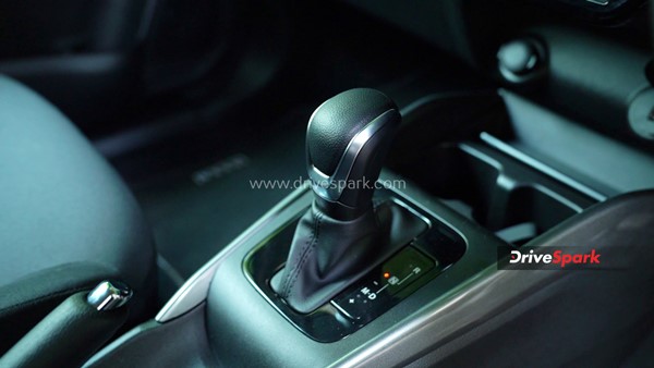 സുരക്ഷയുണ്ട്, മികച്ച ഫീച്ചറുകളുണ്ട്, കാണാനും സുന്ദരനാണ്; 2022 Maruti Suzuki Baleno-യുടെ റിവ്യൂ വിശേഷങ്ങള്‍