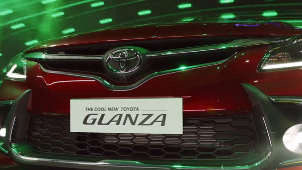 Baleno -യ്ക്ക് പിന്നാലെ 2022 Glanza ഫെയ്‌സ്‌ലിഫ്റ്റ് പുറത്തിറക്കി Toyota; വില 6.39 ലക്ഷം രൂപ