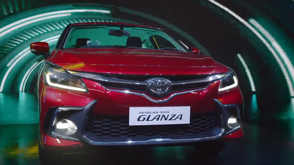 Baleno -യ്ക്ക് പിന്നാലെ 2022 Glanza ഫെയ്‌സ്‌ലിഫ്റ്റ് പുറത്തിറക്കി Toyota; വില 6.39 ലക്ഷം രൂപ