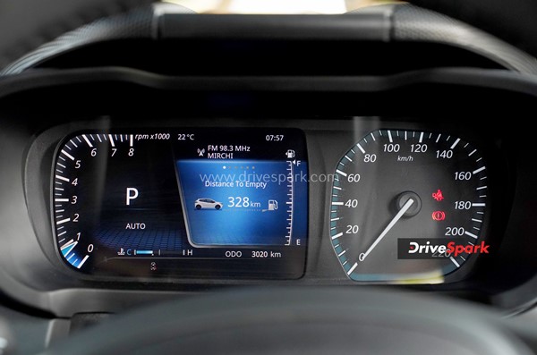 Tata Altroz ഡ്യുവൽ ക്ലച്ച് ഓട്ടോമാറ്റിക് എത്രമാത്രം മികച്ചത്? അറിയാം പുതിയ റിവ്യൂ വിശേഷങ്ങളിലൂടെ