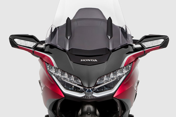 2022 Honda Gold Wing Tour: മികച്ച ഹൈലൈറ്റുകള് ഇതൊക്കെ 2022 Honda Gold Wing Tour: മികച്ച ഹൈലൈറ്റുകള് ഇതൊക്കെ