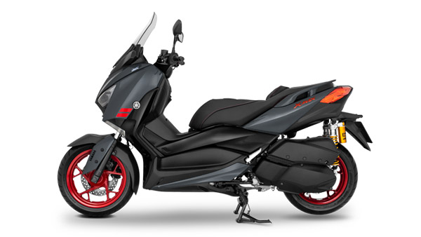 കൂടുതൽ സ്പോർട്ടി & പ്രീമിയം ലുക്കിൽ 2022 XMax SP 300 അവതരിപ്പിച്ച് Yamaha