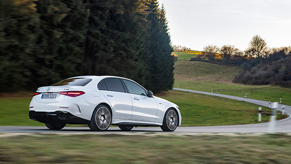 കൂടുതൽ സ്പോർട്ടി രൂപത്തിൽ 2023 AMG C43 അവതരിപ്പിച്ച് Mercedes