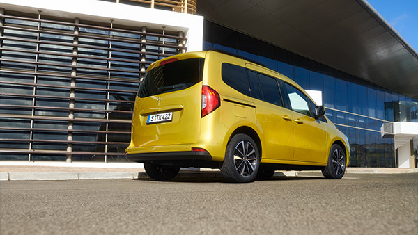 റെനോ-നിസാൻ പ്ലാറ്റ്ഫോമിൽ ഒരു Mercedes-Benz! T-Class എംപിവി വിപണിയിൽ