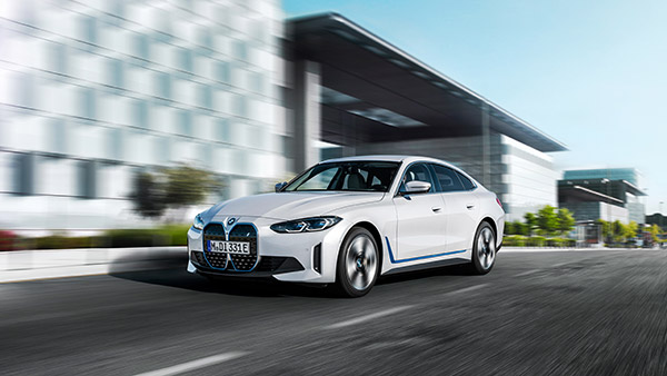 ഓള്-ഇലക്ട്രിക് BMW i4 നാളെ ഇന്ത്യയില് അരങ്ങേറ്റം കുറിക്കും ഓള്-ഇലക്ട്രിക് BMW i4 നാളെ ഇന്ത്യയില് അരങ്ങേറ്റം കുറിക്കും