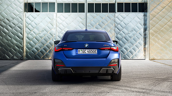 ലക്ഷ്വറി ഇവി സെഗ്മെന്റിൽ കിടപിടിക്കാൻ BMW, i4 ഇലക്ട്രിക് സെഡാൻ അവതരിപ്പിക്കുന്ന തീയതി വെളിപ്പെടുത്തി 