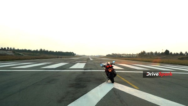 ടു-വീലർ സേഫ്റ്റിയ്ക്കായി അഡ്വാൻസ്ഡ് ടെക്ക് പ്രദർശിപ്പിച്ച് കോണ്ടിനെന്റൽ ഇന്ത്യ; വിശദാംശങ്ങൾ