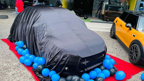 ബ്ലൂ ഷേഡിൽ അഗ്രസ്സീവ് & കൂൾ ലുക്കിൽ കസ്റ്റമൈസ്ഡ് Maruti Dzire