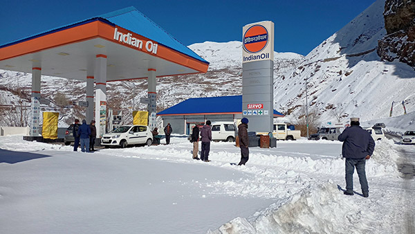 രാജസ്ഥാനിൽ 123 രൂപ മാർക്കിലെത്തി പെട്രോൾ വില! ഈ പോക്ക് ഇതെങ്ങോട്ട്?