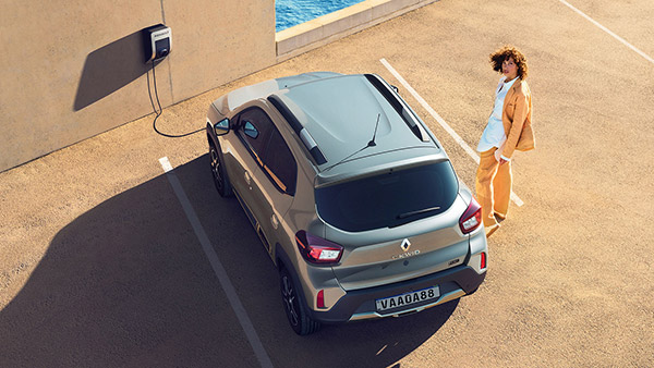 Kwid E-TECH! ജനപ്രിയ ഹാച്ചിന്റെ ഓൾ ഇലക്ട്രിക് മോഡൽ അവതരിപ്പിച്ച് Renault